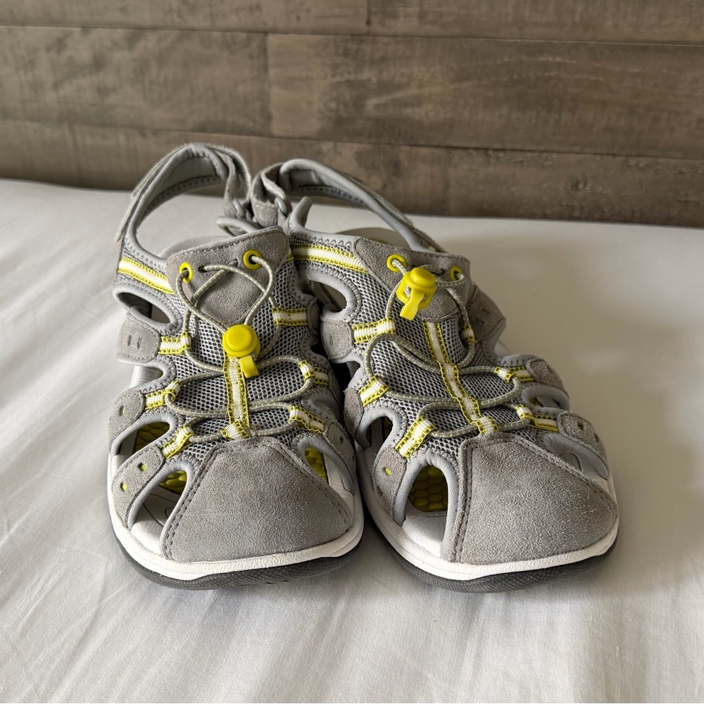 Lands End Women’s Grey and Yellow Closed-Toe Sandals